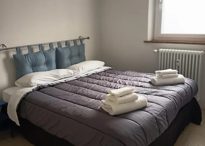 Easy 1 - A 2 Passi Dal Centro *